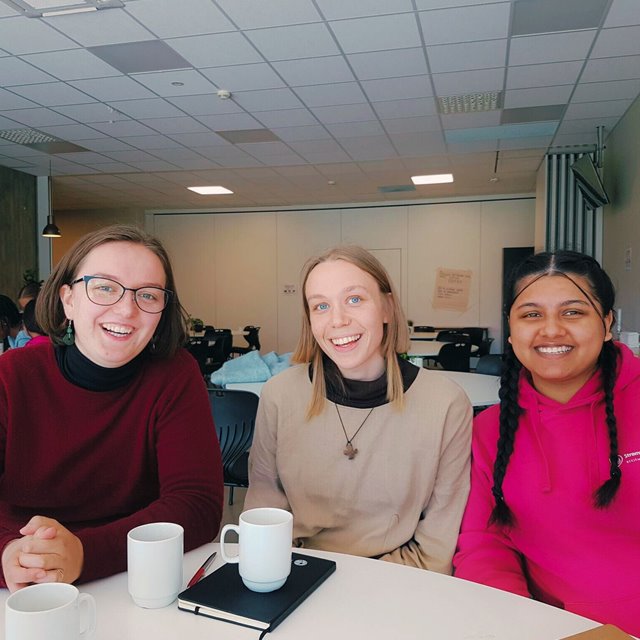 Kvinnehelse, fellesskap, og engasjement - seminarhelg med RE:ACT og Act Now!